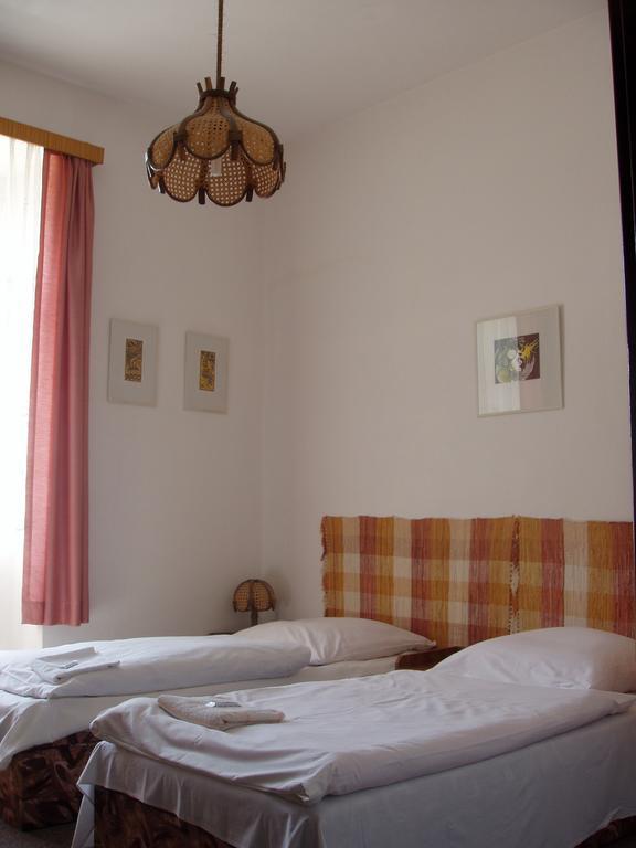 Hotel Filippi Ždírec nad Doubravkou Exterior foto